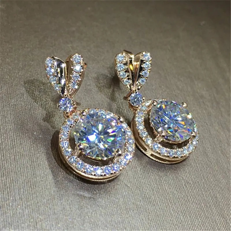Elegant Heart-Shaped Zirconia Earrings