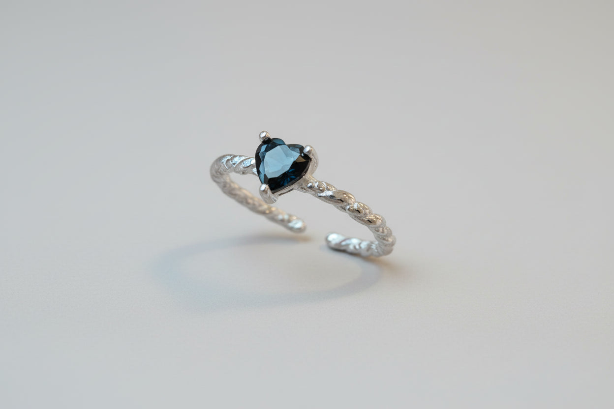 Sterling Silver Black Zirconia Elegance Ring