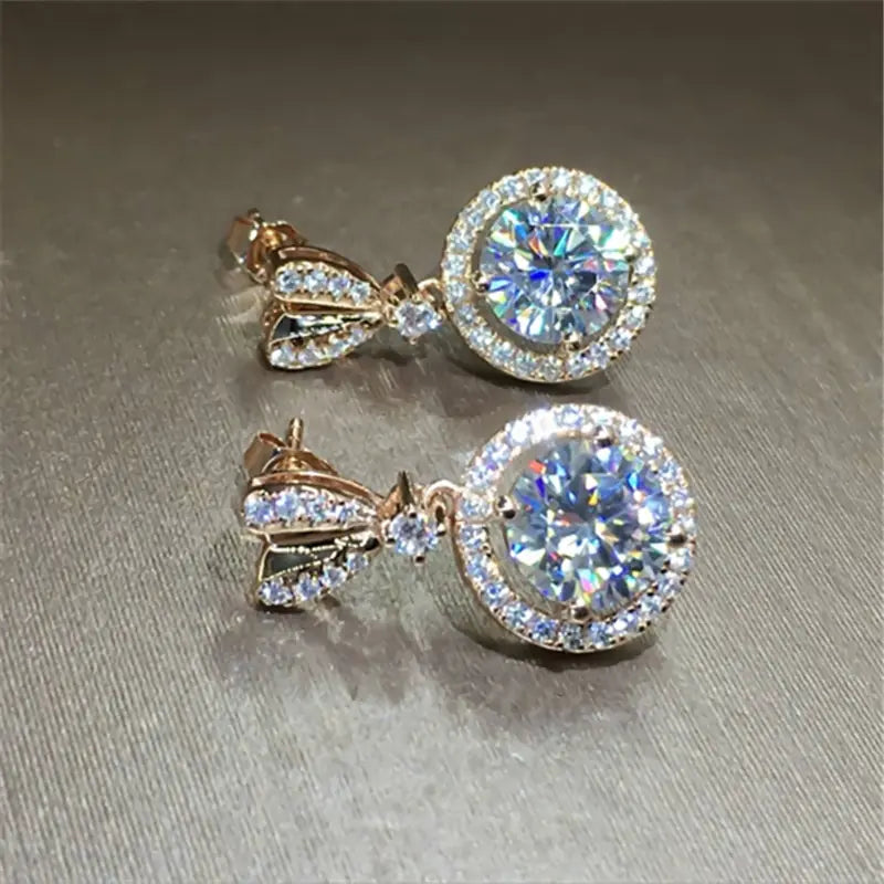 Elegant Heart-Shaped Zirconia Earrings